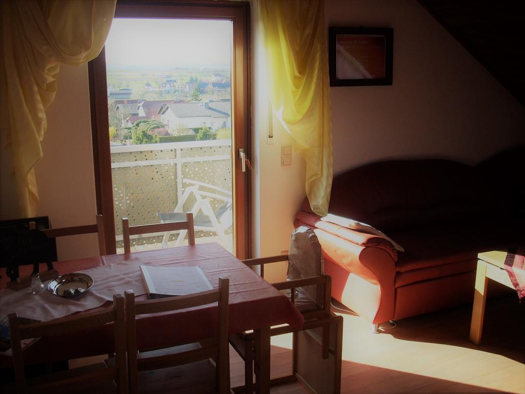 Ferienwohnung Lahntal/Taunus Huttenberg Luaran gambar
